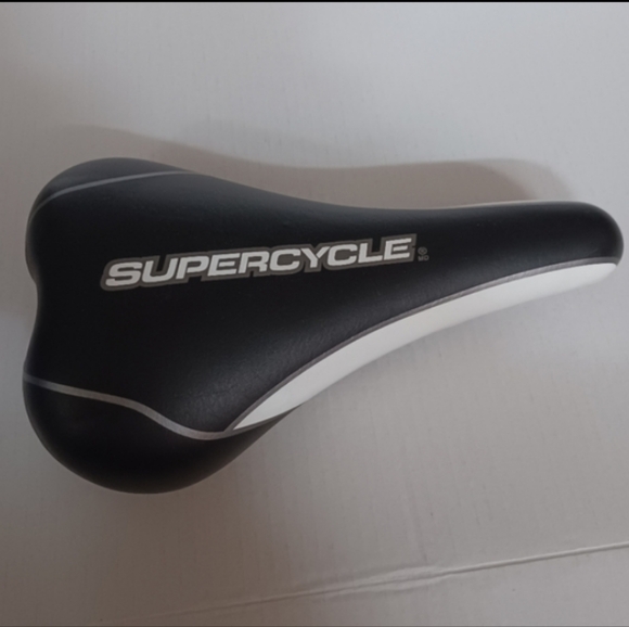 4/$60 New Bicycle Seat - Men's Size Bicycle - Picture 2 of 7